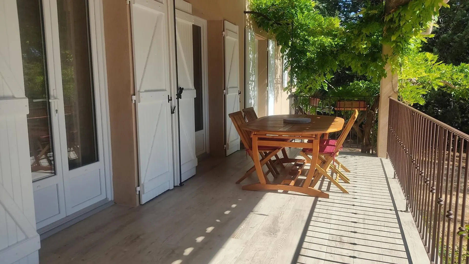 Olive & Safran Bed & Breakfast Ollieres